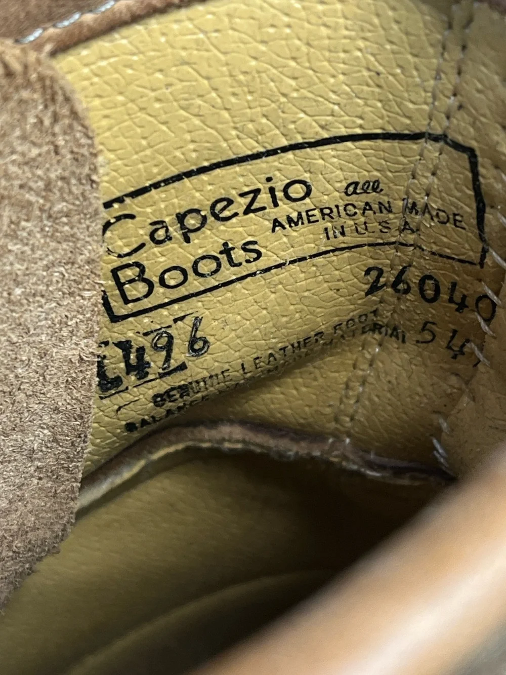 vintage Capezio kiltie cap-toe boots in a stone or tan leather color. Size 6.5